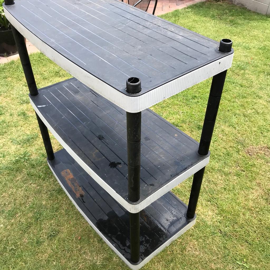 Keter Plastic shelving in WA13 Lymm for £5.00 for sale Shpock