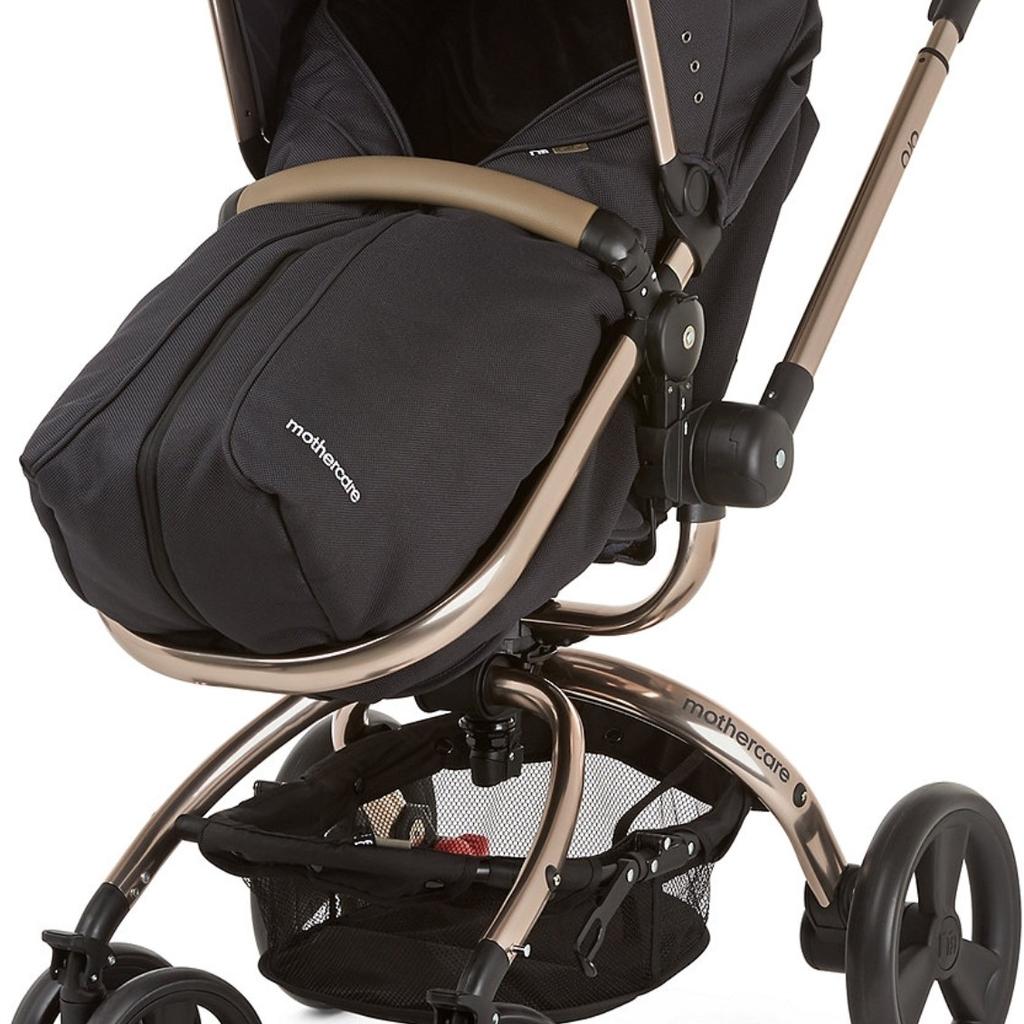 Mothercare ORB Pram Black and Rose Gold in Leicester for 175.00