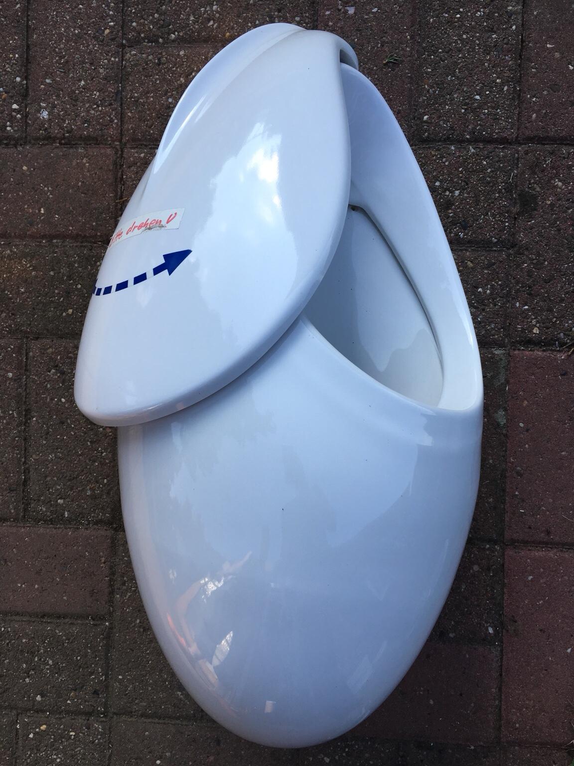 STOBAZA 3 Stück Edelstahl Aschenbecher - Mit Drehbarem Deckel & Automatischem Löschsystem