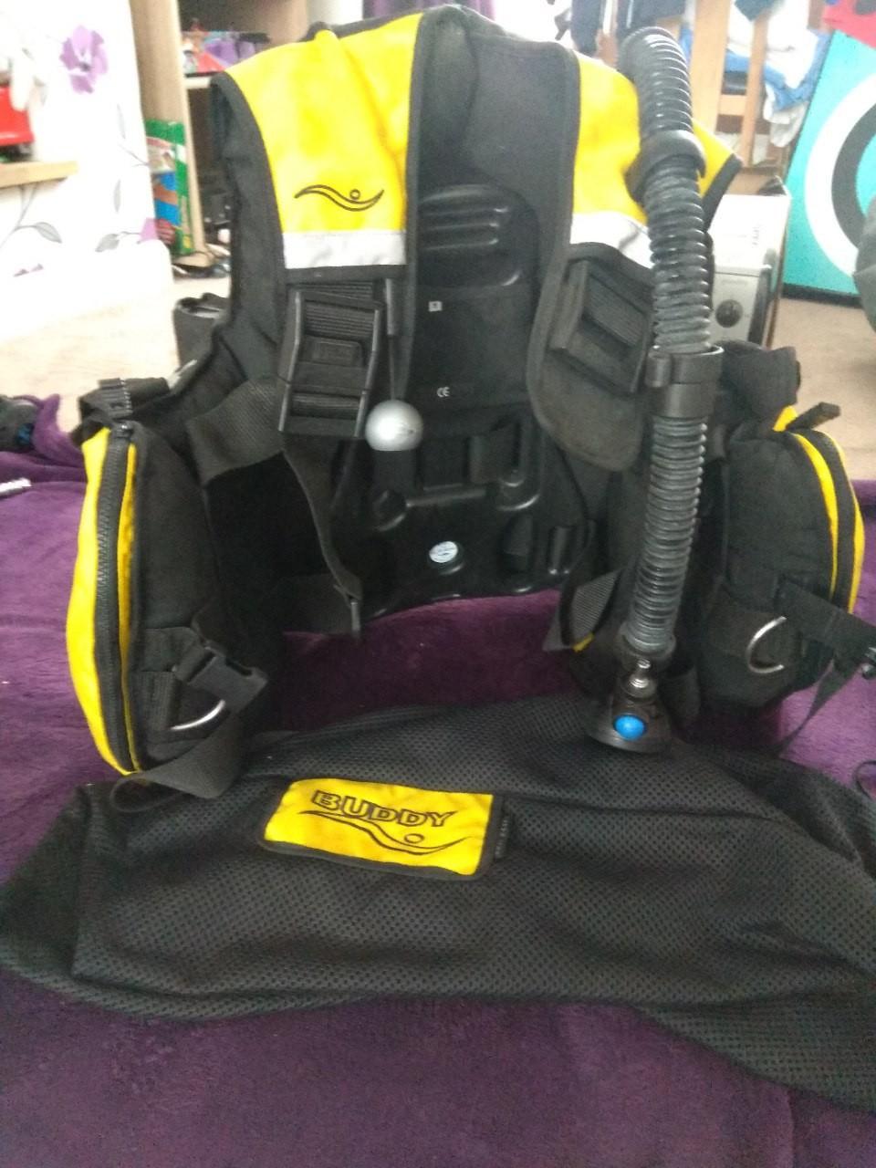 Buddy diving stab jacket in Doncaster für 70,00 £ zum Verkauf Shpock DE
