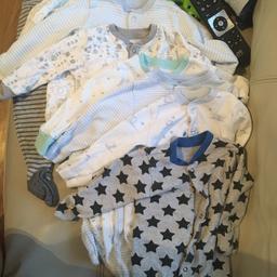 8 boys 3-6 month babygrows all in great condition