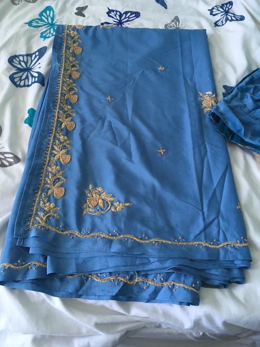 Buy & Sell North West London Belsize Park - North West London - Photos for Blue gold embroidered saree