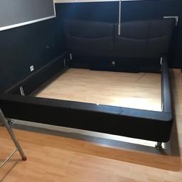 Verschenke  Bett inkl Lattenrost
2,40m L
2 m B
 Abzuholen in Enzersfeld