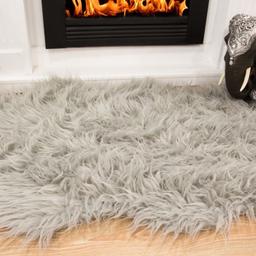 These trendy Sheepskin rugs are made from Faux fur also known as fake fur. Faux Fur
 Sheepskins have many of the qualities of Natural Rugs fur, however 'NO ANIMALS are harmed making these trend setting rugs.
 'All faux fur rugs will shed their fur for a short period of time before settling. With their super soft, warm and cosy nature.
These faux sheepskin rugs are Ideal as a rug or draped across your favourite armchair.
Used for couple of months for sofa. Smoke and Pet free.
Collection only.