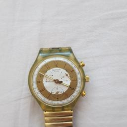 Verkaufe vintage swatch Armbanduhr in gelb/gold. Super erhalten, nur Batterien müssen gewechselt werden.