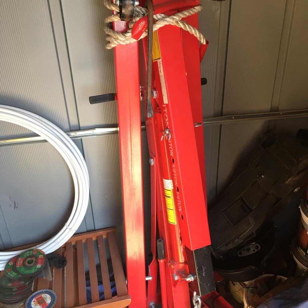 engine-crane-lift-1-tonne-with-3-tonne-jack-in-bolton-for-100-00-for