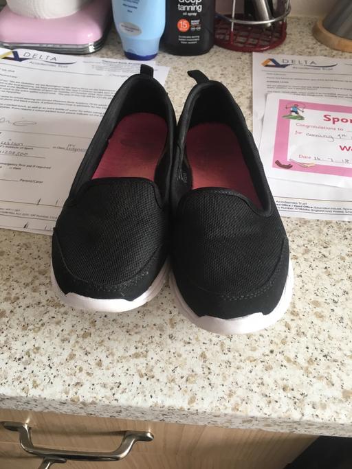 Buy & Sell South Yorkshire Doncaster - Photos for Ladies flat shoes