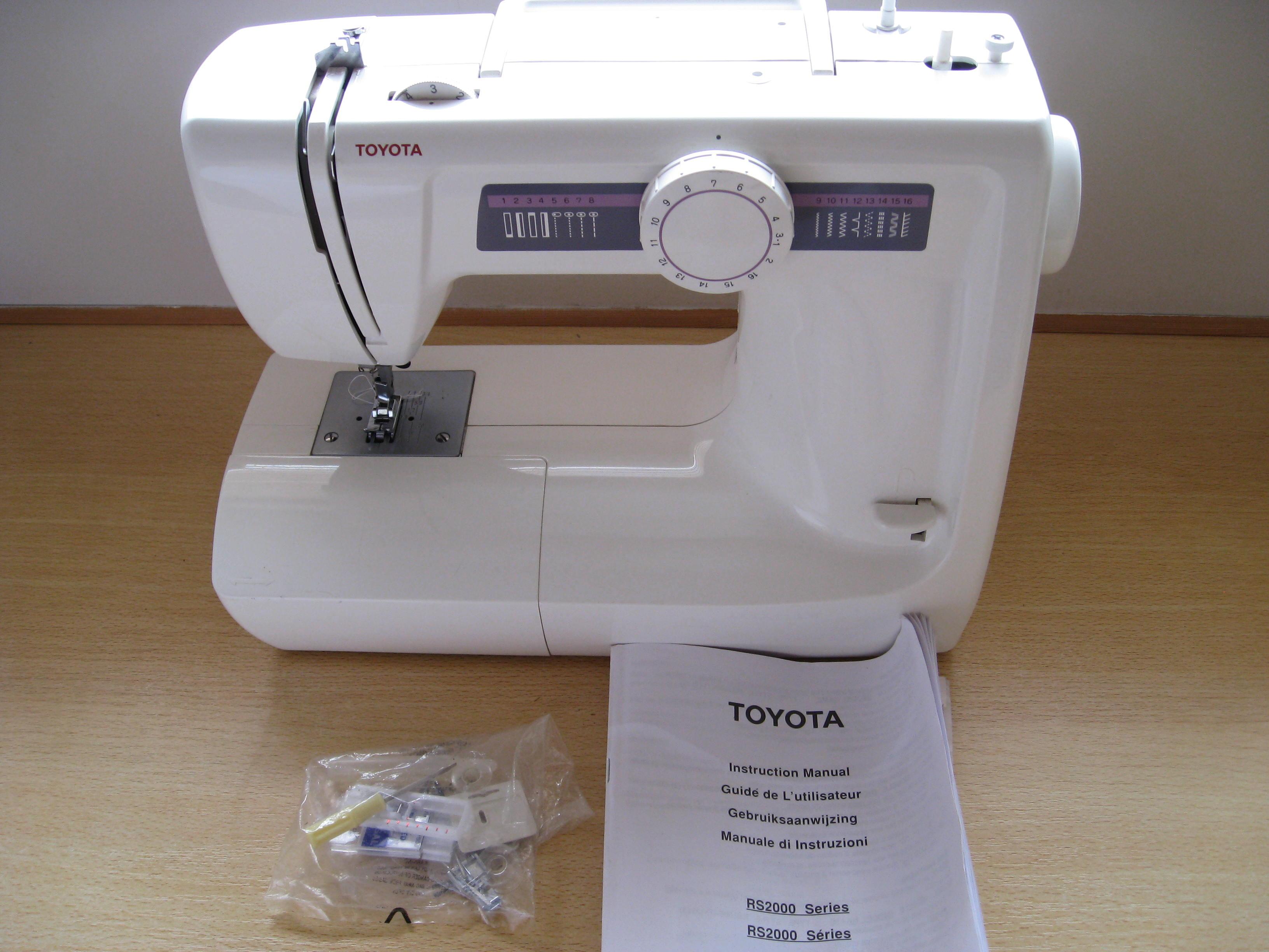 TOYOTA SEWING MACHINE RS2000 SERIES in NN2 Northampton for £40.00 for
