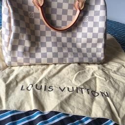 Used but great condition. Ink stain on the inside of bag as seen on photo. Serious buyer only. Unfortunately I don’t have the box anymore. Authentic, serious buyers only