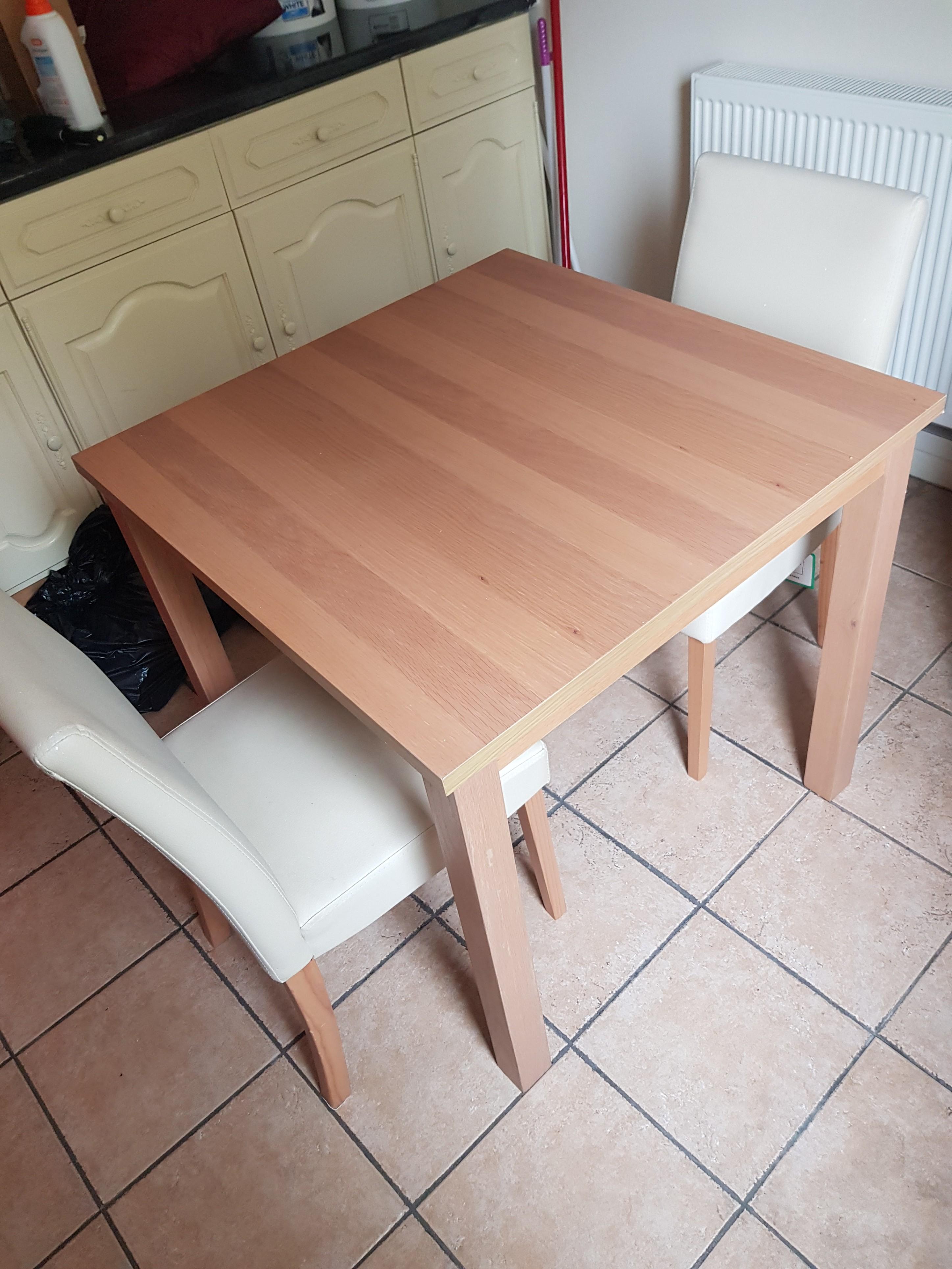 Table & 2 chairs in B13 Birmingham für 30,00 £ zum Verkauf Shpock DE
