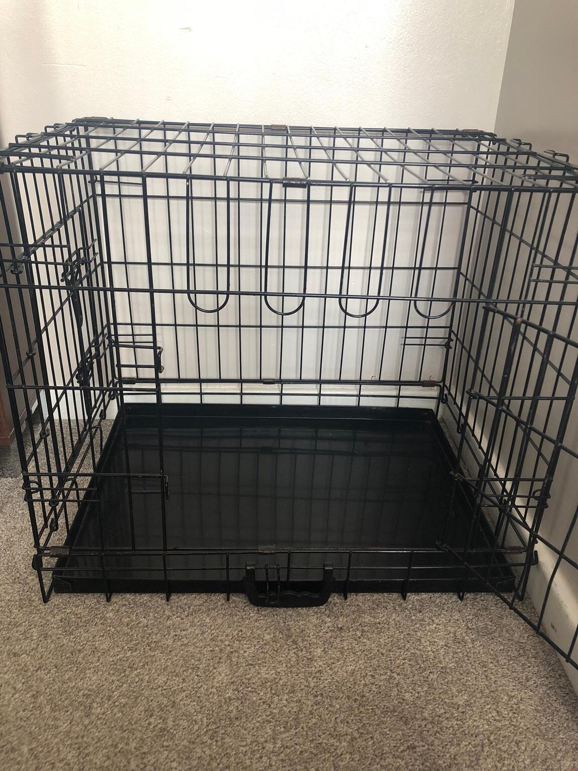 Small dog cage in S44 North East Derbyshire für £ 10,00 zum Verkauf