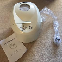 This breadmaker is brand new in its original box and comes complete with instruction manual.

Box has been opened to take breadmaker out and take pictures.