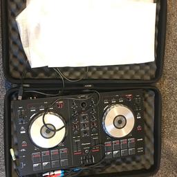 Excellent condition Dj decks to sell , barely used with padded carry case.
USB wire to connect to computer/laptop included also.
Available to be sold ASAP, can post as well.