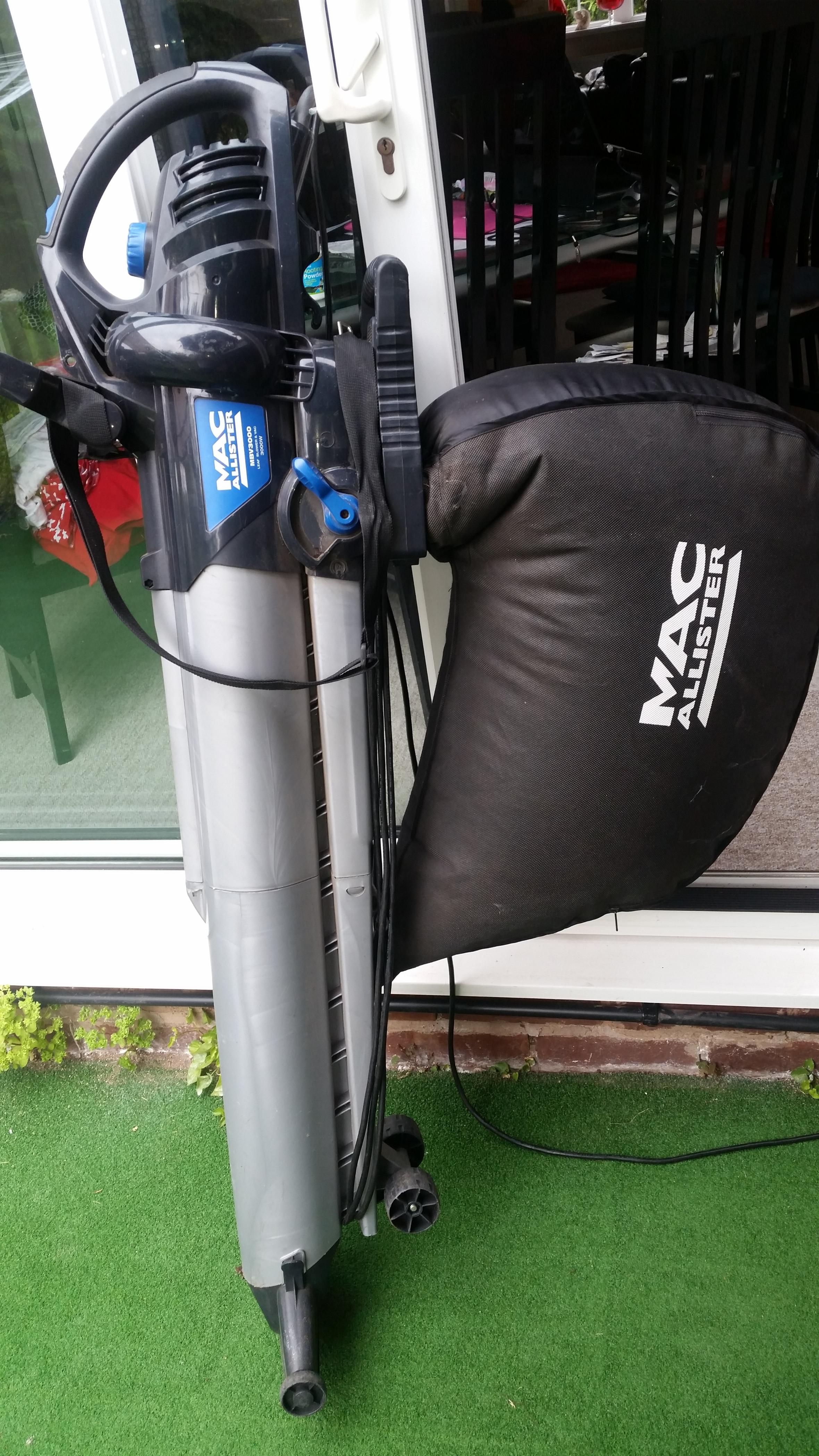 MacAllister Leaf Blower/Vac MBV3000 in B78 Lichfield for £30.00 for