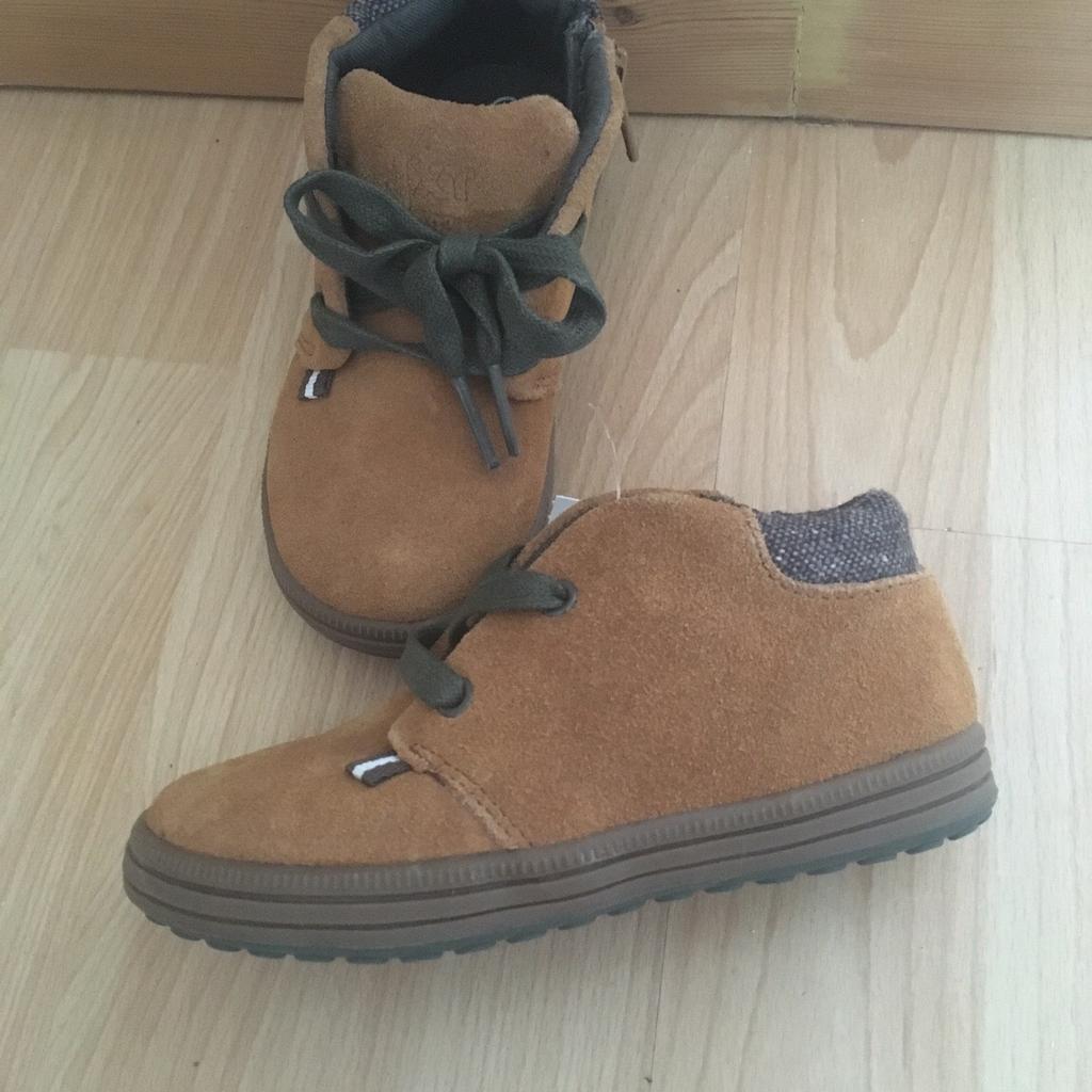 Next boys shoes in B77 Tamworth für 10,00 £ zum Verkauf Shpock DE