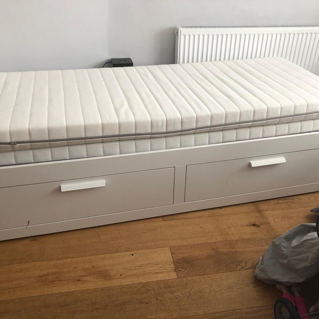 Ikea day bed in SM3 Merton für £ 100,00 zum Verkauf Shpock AT