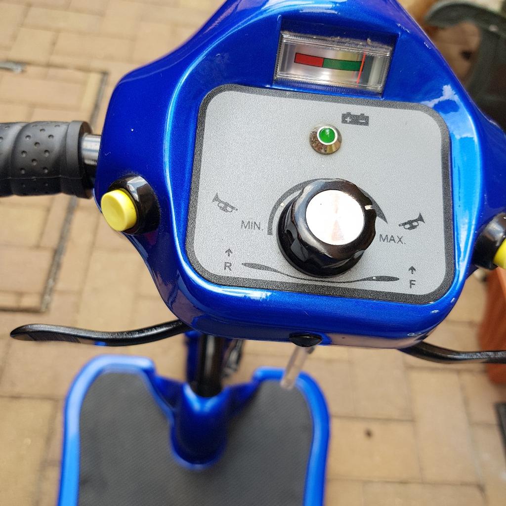 DAYS STRIDER BOOTIE 3 MOBILITY SCOOTER in NN14 Kettering for £200.00