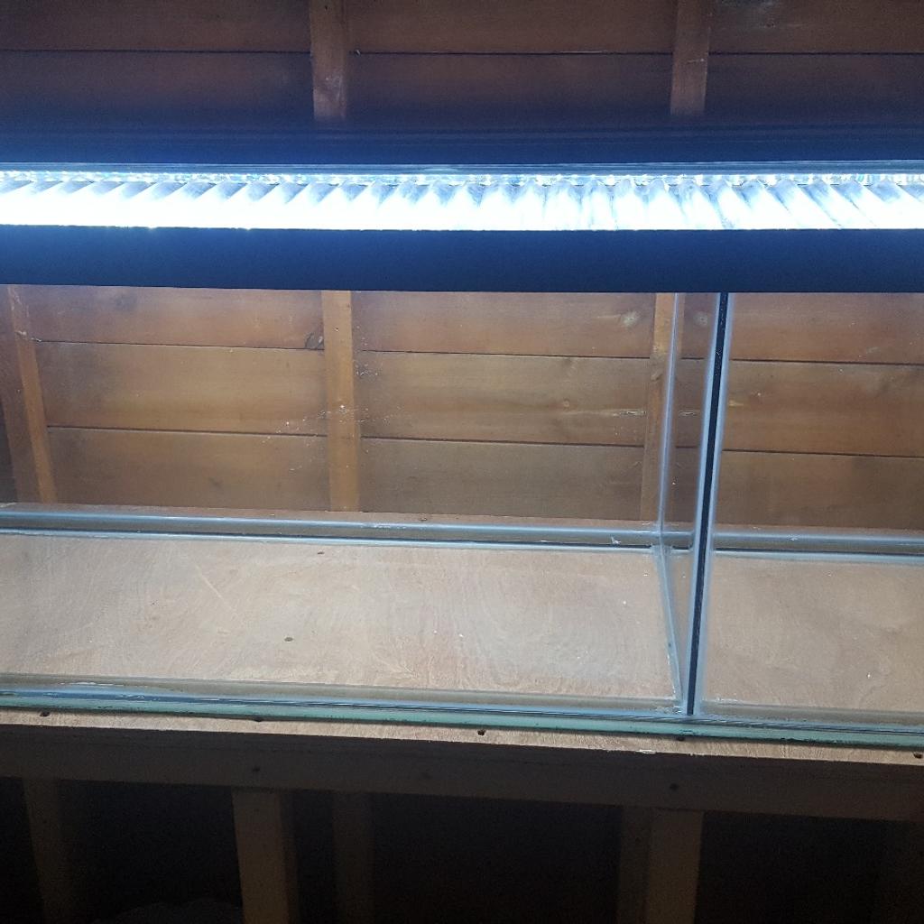 Photo inspiration: Visual Reference: 4Ft Breeder Tank In Bb1 Shadsworth For 70 00 For