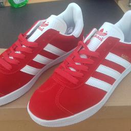 Addidas Gazelle Trainers size 9, boxed. 
No offers
Pick up only.