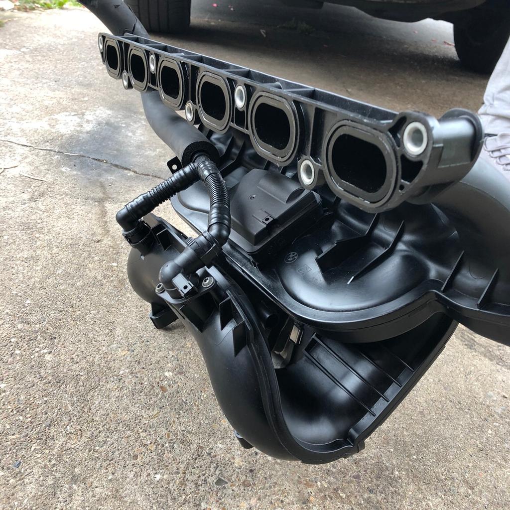 BMW 330i n53b30/n52b30 inlet intake manifold in DN1 Doncaster for £135.00 for sale Shpock
