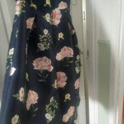 Beautiful dipped hem dress in excellent condition. Size 18
Bargain price, will post for extra & PayPal only unless collecting. Thank you