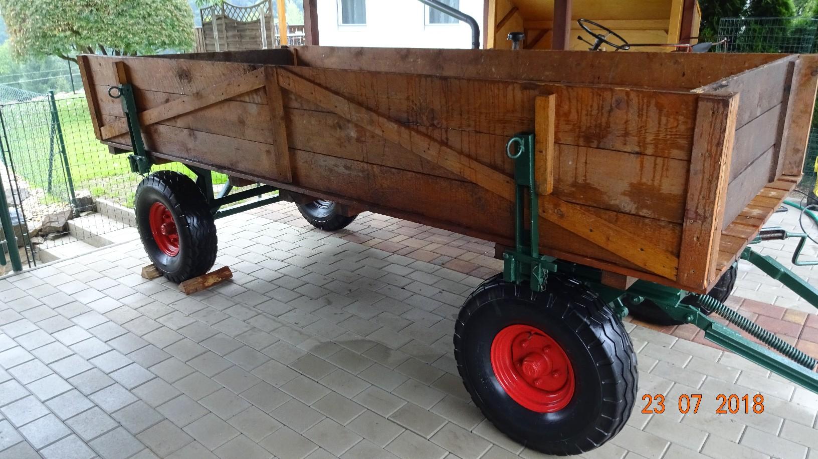 Traktor 2AchsAnhänger in 8200 Gleisdorf for €300.00 for sale Shpock