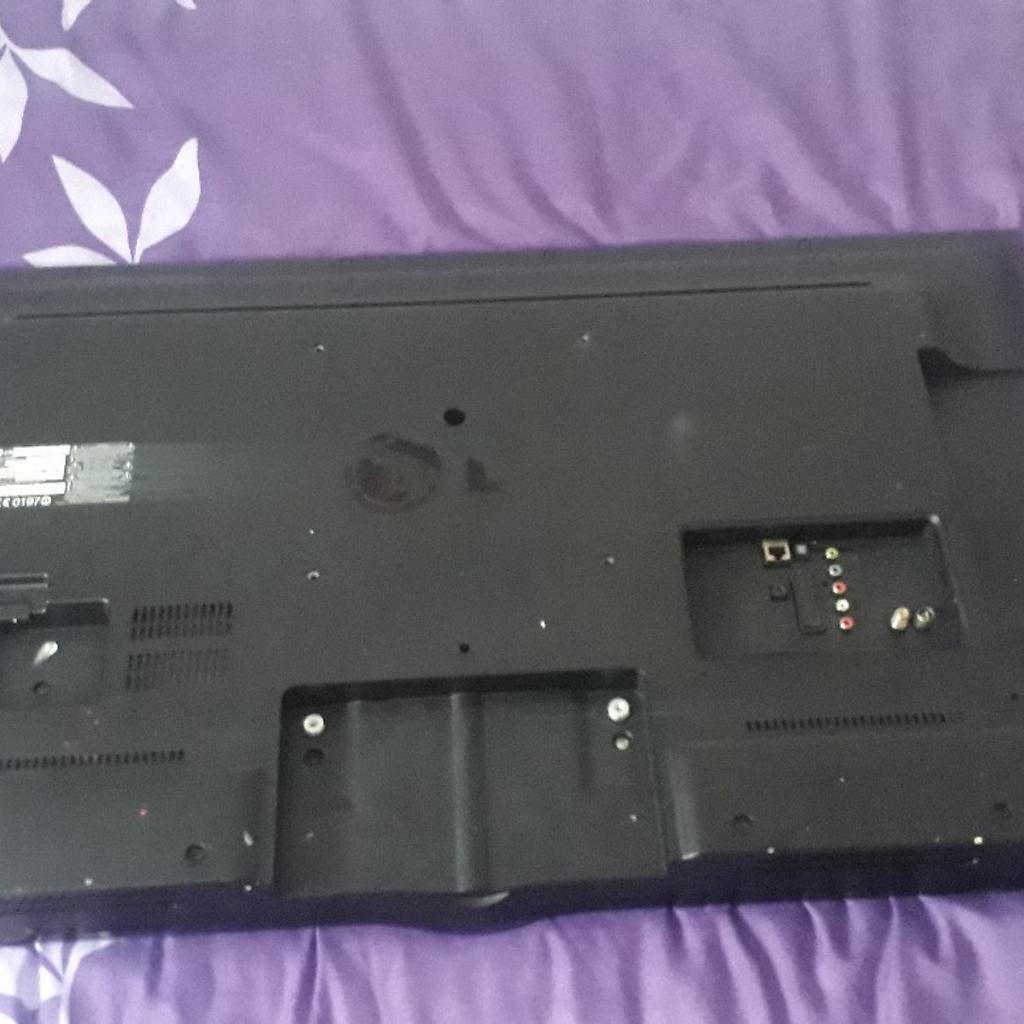 For sale good tv LG 42 inch smart tv in BD8 Bradford for £200.00 for