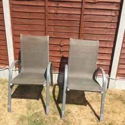2 garden chairs, FREE!!. I’m used condition