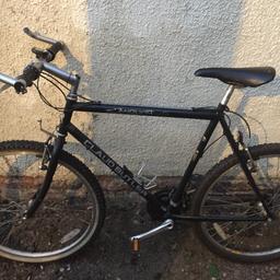 For sale;

A good condition, fully working order Claud butler mountain bike.