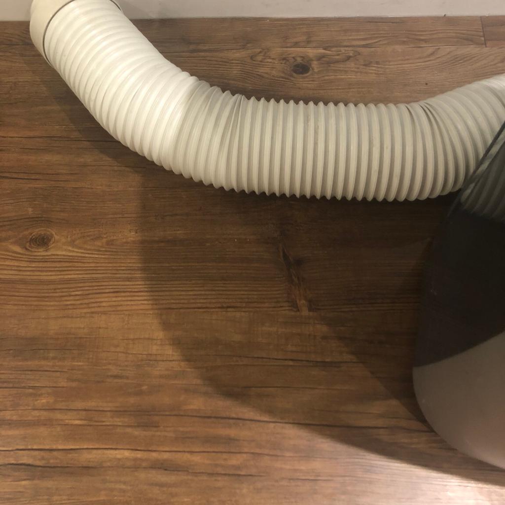 B&Q Portable Air Conditioning Unit WAP267EB in Brentwood für £ 160,00