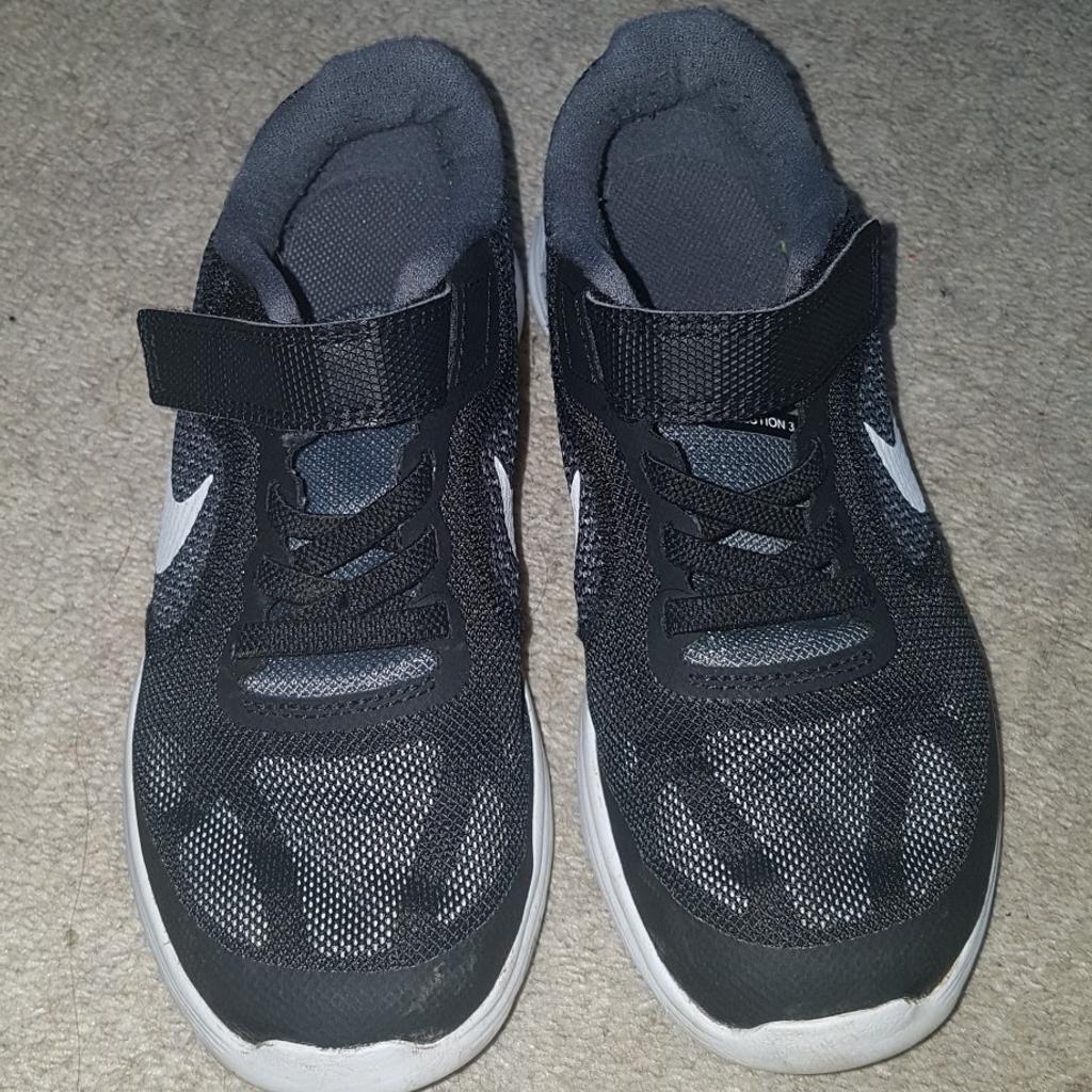 mens nike trainers size 13