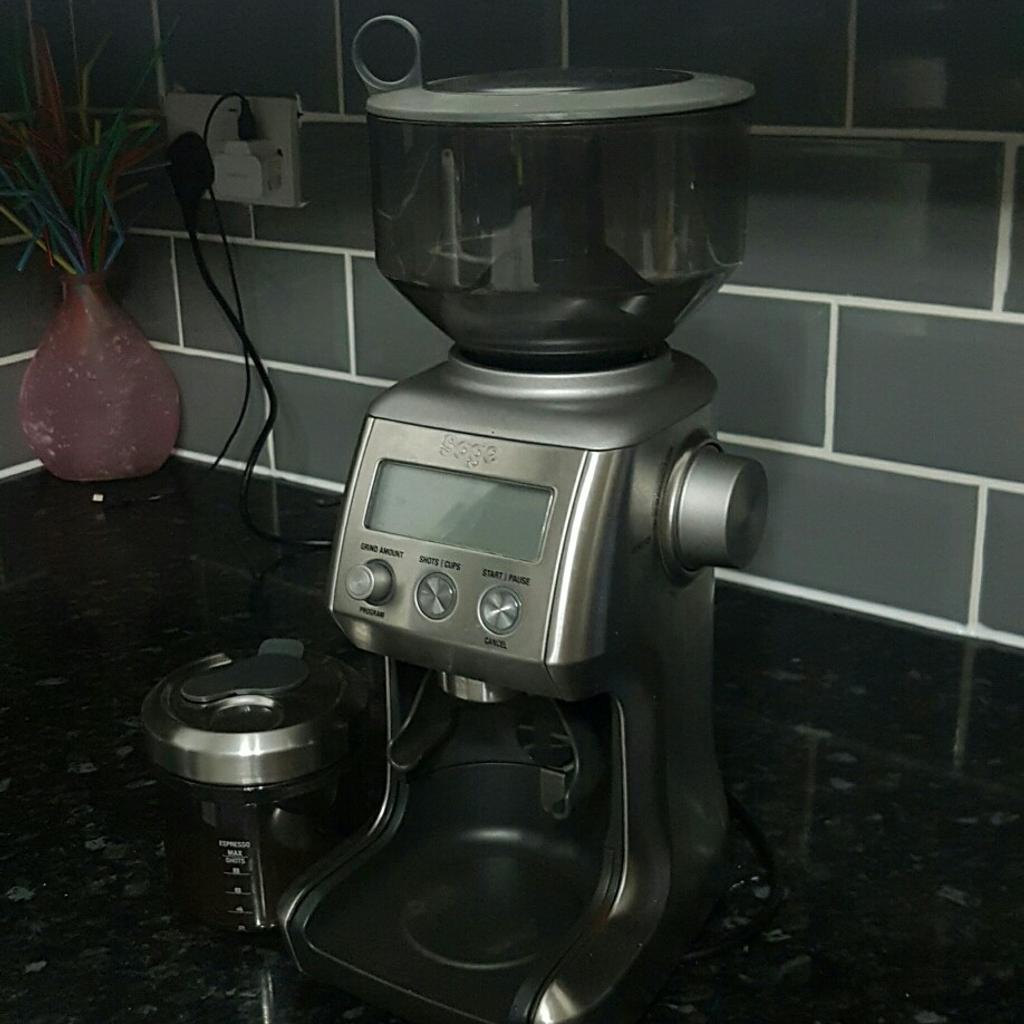 sage-coffee-grinder-in-southend-on-sea-for-89-00-for-sale-shpock