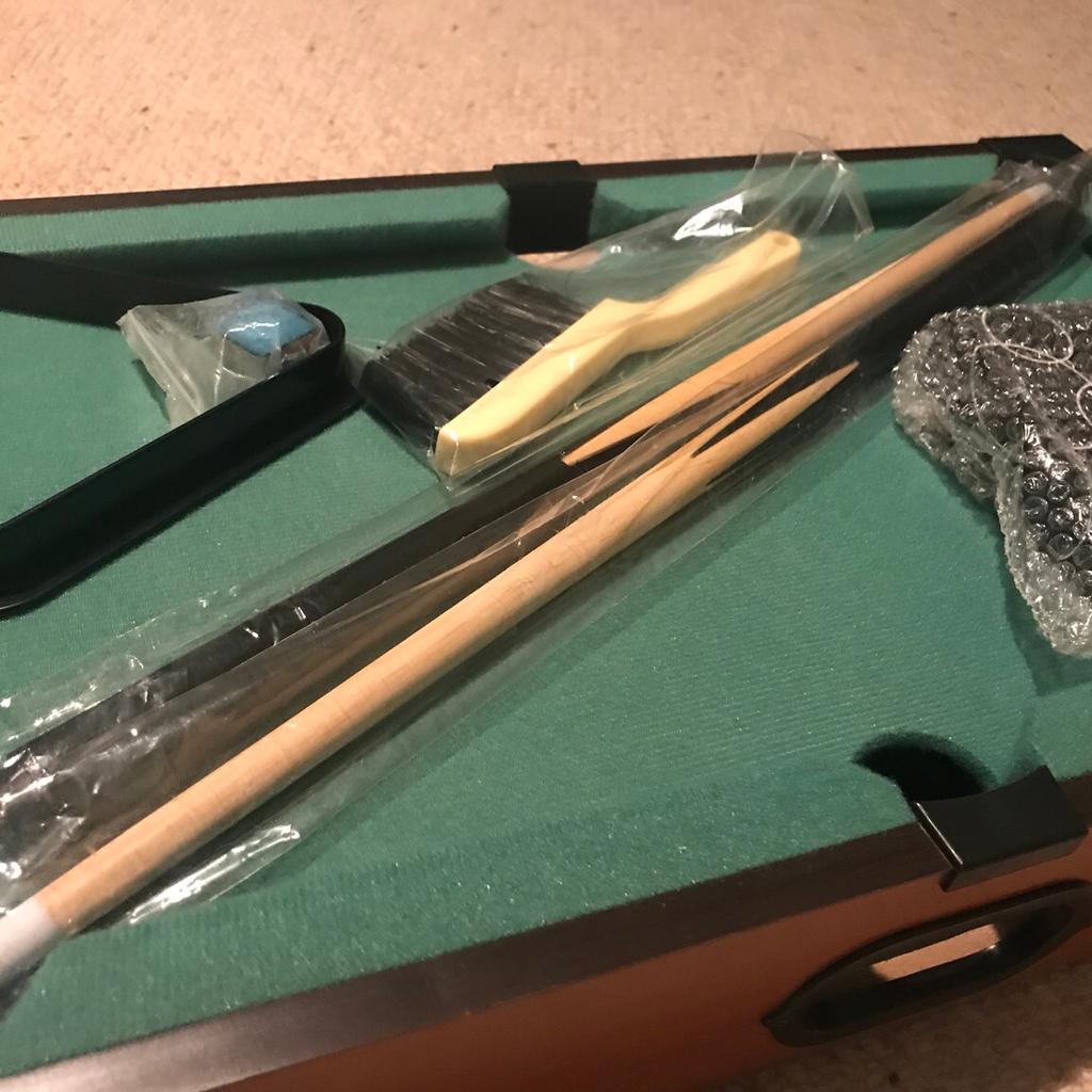 Mini tabletop pool table American Billard in BR3 Bromley for £5.00 for