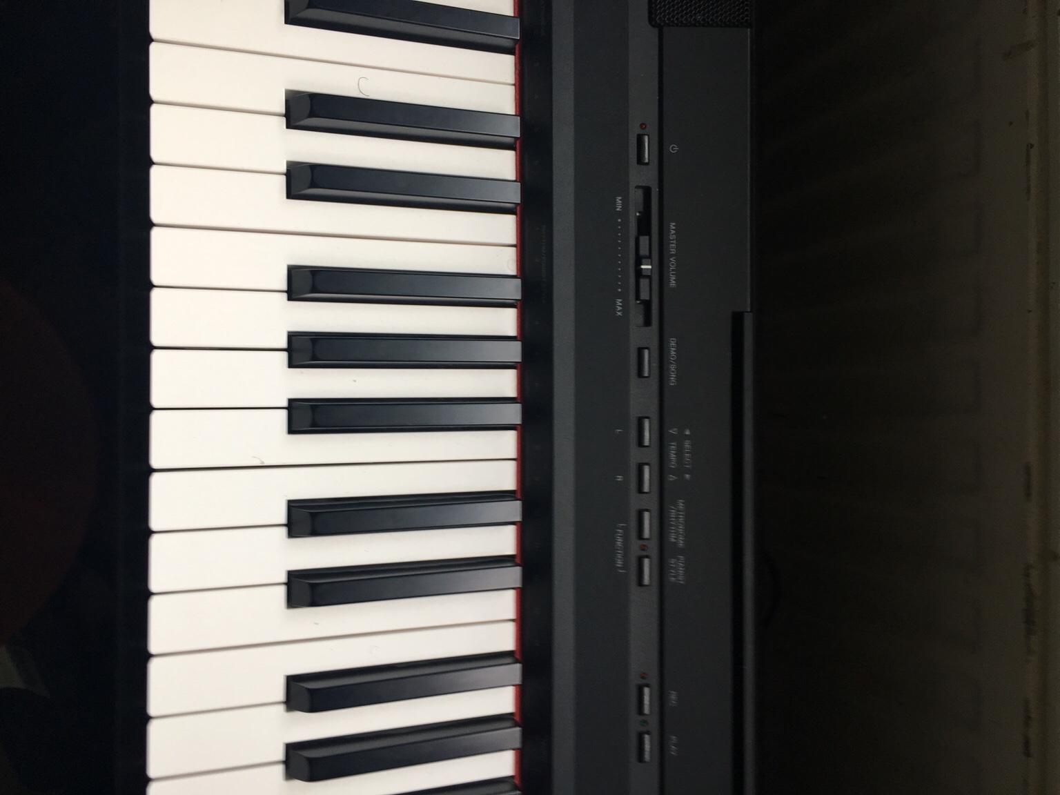 Yamaha p115 Digital piano keyboard 88 keys in SW18 Wandsworth for £250.
