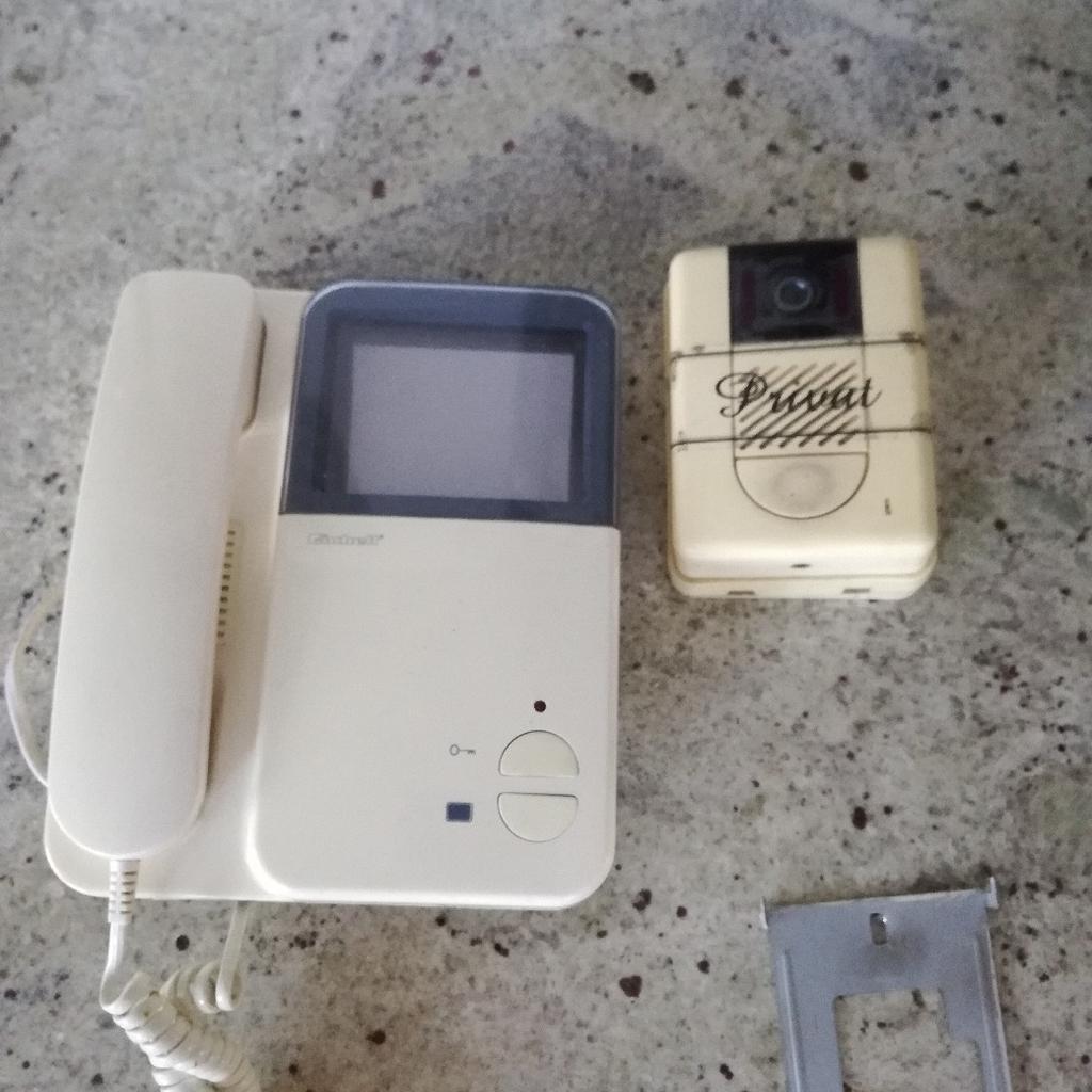 Türsprechanlage mit Kamera in 4904 Atzbach für gratis zum Verkauf