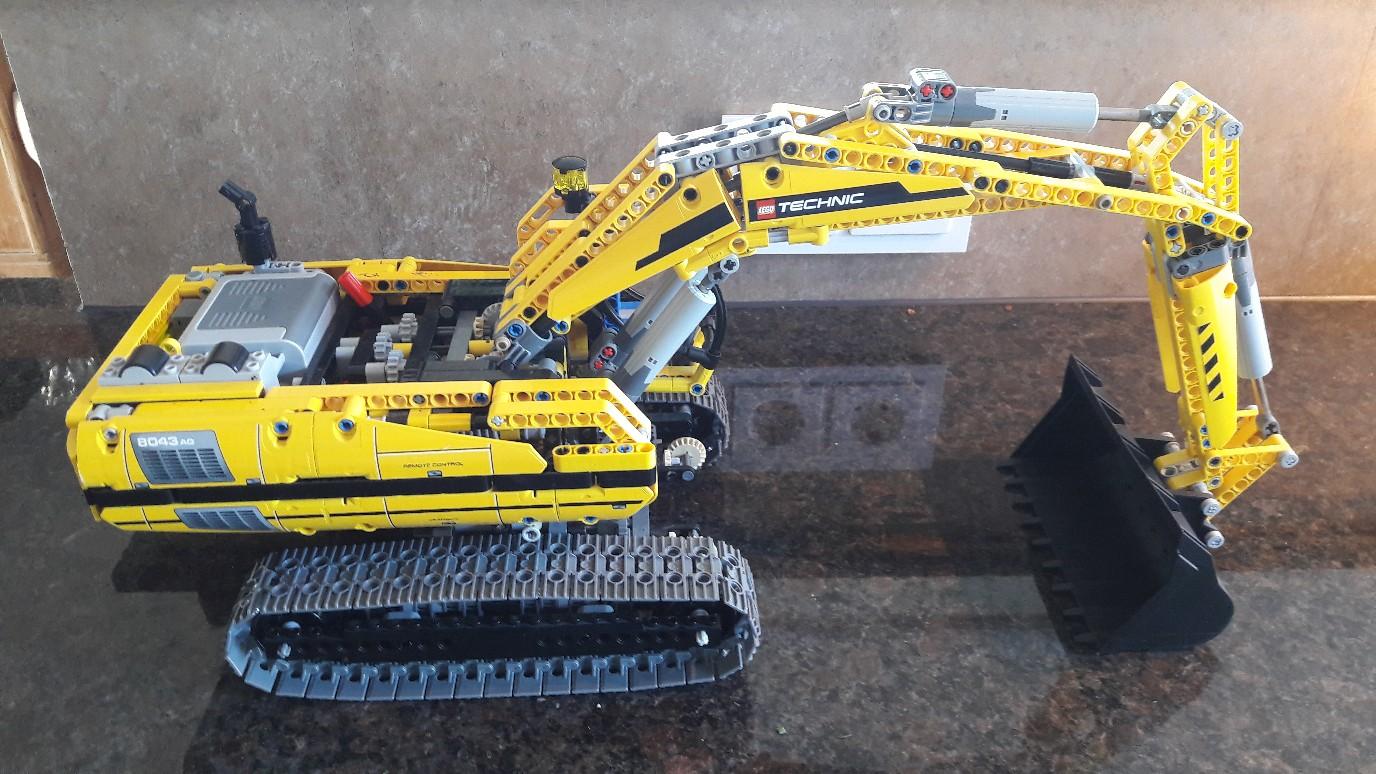 Lego technic 8043 Bagger in 6363 Westendorf für 169,00 € zum Verkauf ...