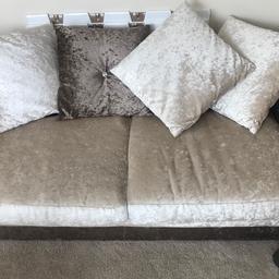 Mink and cream crushed velvet sofa, need going, not even a year ago great condition
Want £100 ONO