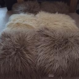 Mongolian fur Cushing covers an inners   6 all together 4 beige 2 cream