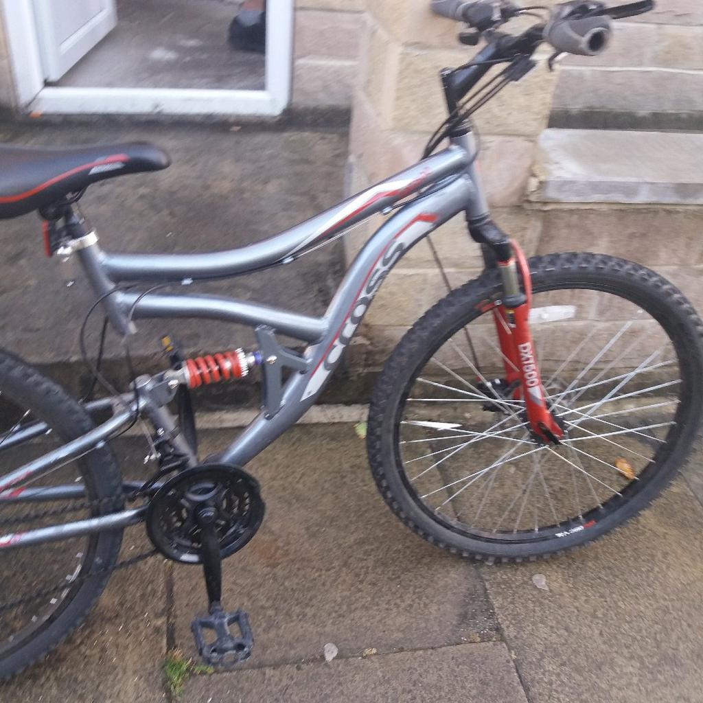 cross dxt500 dual suspension mountain bike in BD3 Bradford for