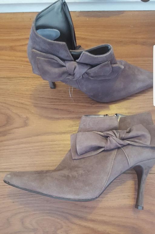 Buy & Sell Ealing Perivale - Ealing - Photos for Ankle boots - Sude - Grey - Brand new