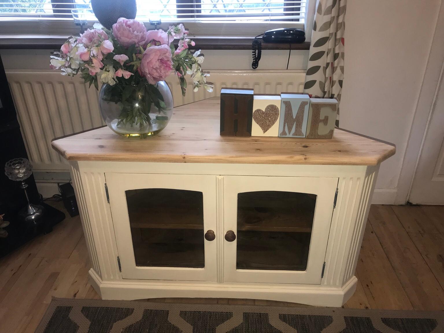 Solid pine corner tv unit in ME13 Swale for £80.00 for sale Shpock