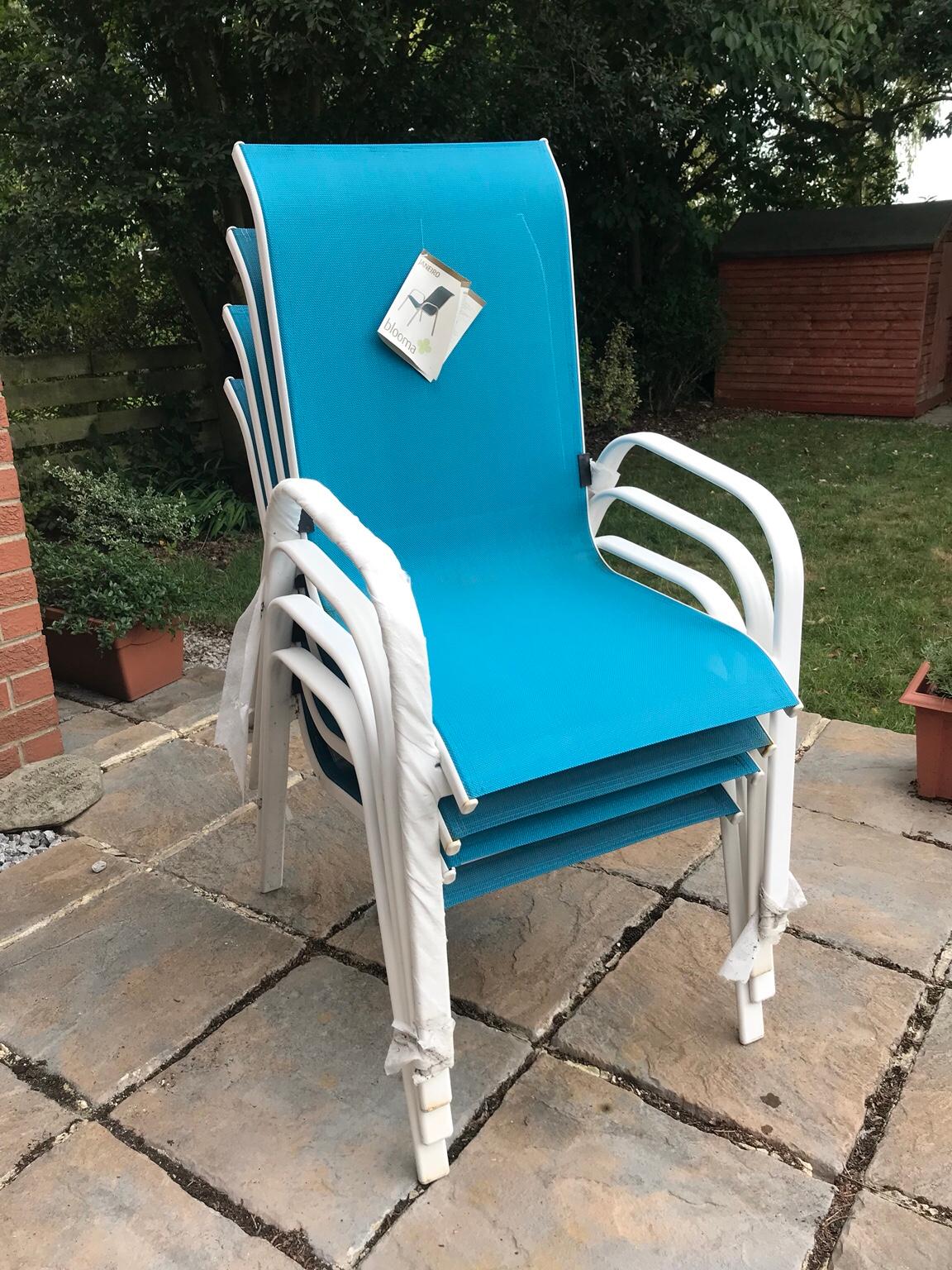 Blue Blooma Janeiro Waterproof Garden Chairs in LS28 Leeds für 40,00