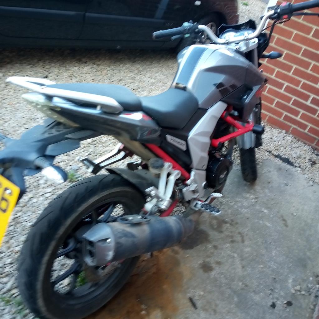 Lexmoto venom se 125cc built in sound system in GL2 Stroud for £650.00