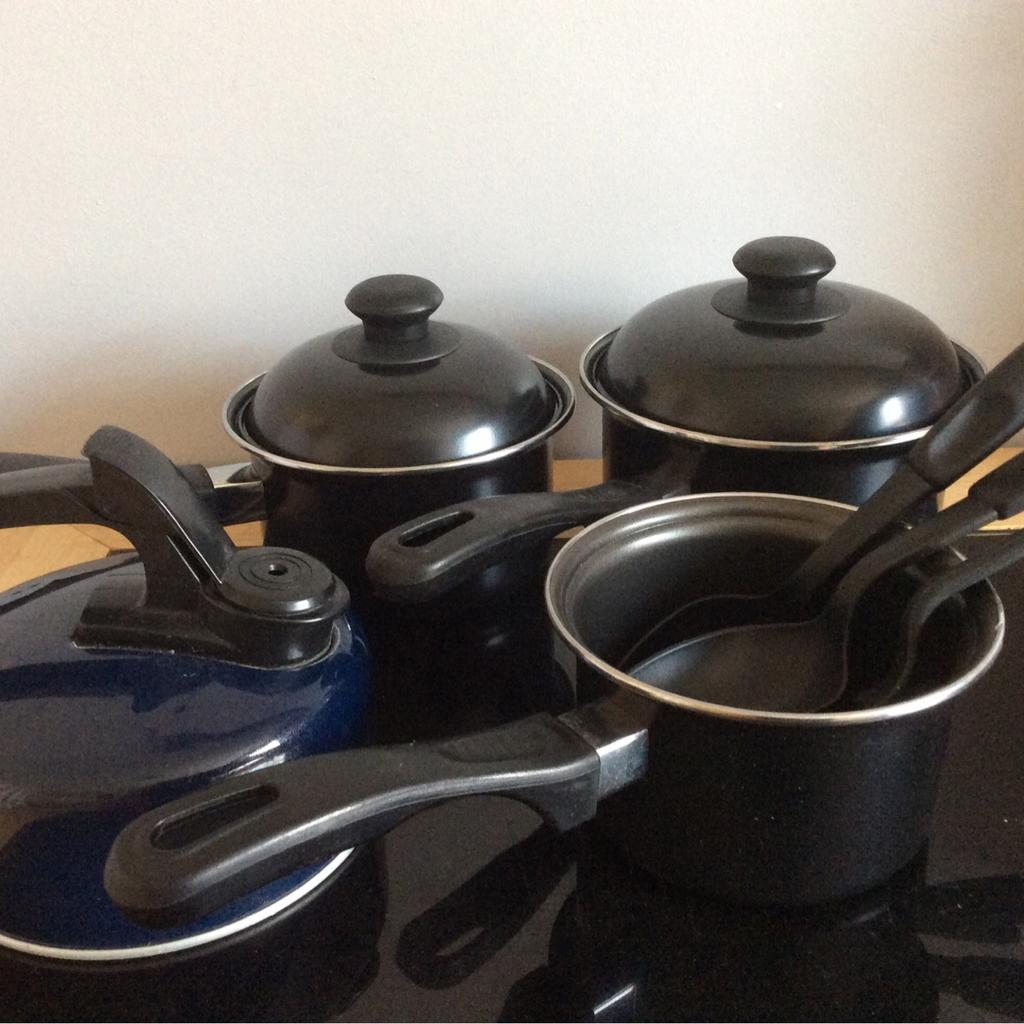 Camping saucepans, kettle in Coventry für 10,00 £ zum Verkauf Shpock DE