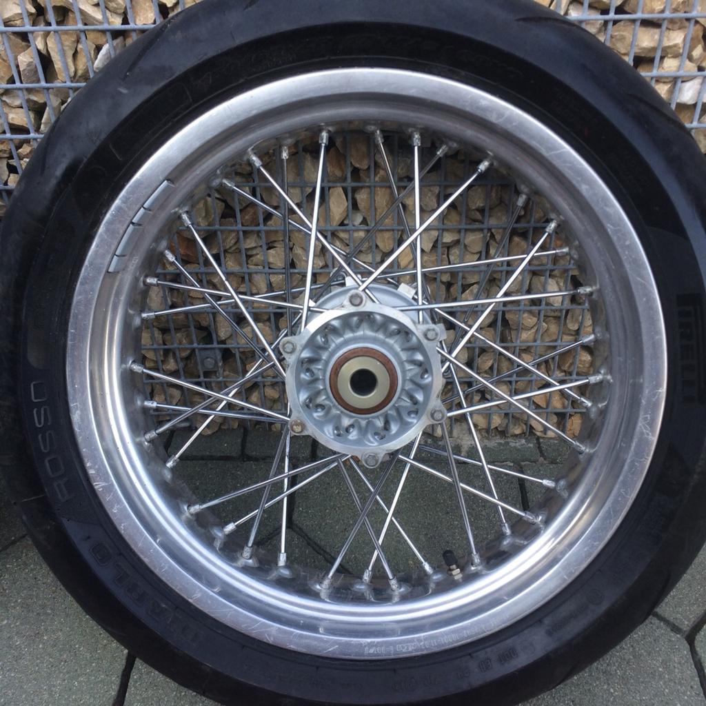 KTM BEHR 17zoll Supermoto felgen in 5211 Lengau for €600.00 for sale Shpock
