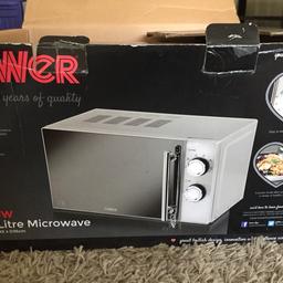 Microwave oven, details as per box. Bought & used for 1 week. I paid £70 for this and its like new, would like half back, no offers please