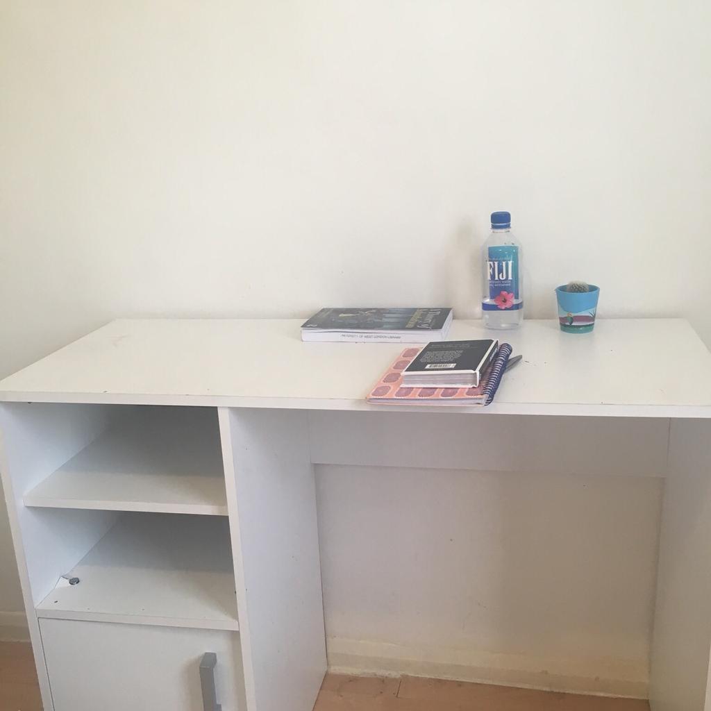 Lawson deals desk argos