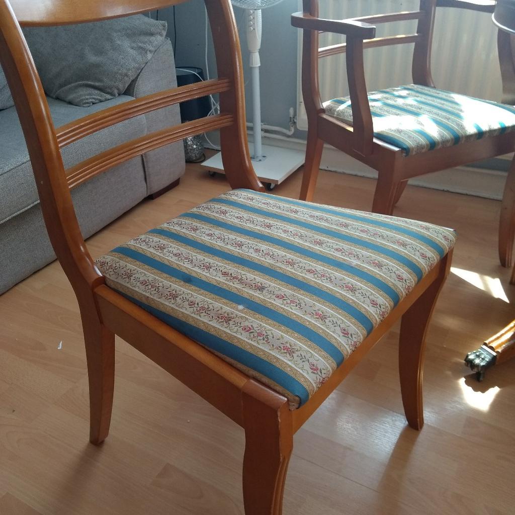 Extending table and 6 chairs in MK5 Keynes für 60,00 £ zum Verkauf