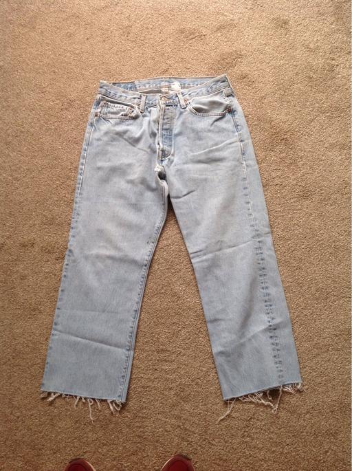 Buy & Sell West Midlands Birmingham - Photos for Levi short jeans waist size 33.