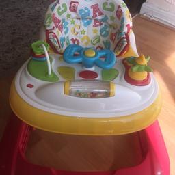 Only used for few weeks
Bought in middle of 2018
Practically new
Removable seat
Just washed the seat but it was clean as new never used for feeding or anyother purposes
Comes with box
Bought for 35
From mothercare
Pick up from levenshulme or Sale